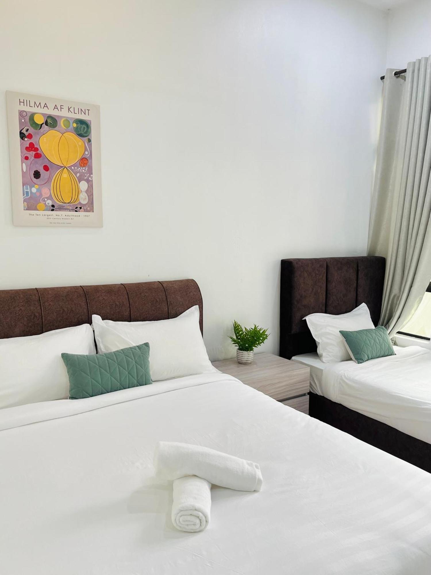 Spacious House In Mahkota By Iconique Holiday home